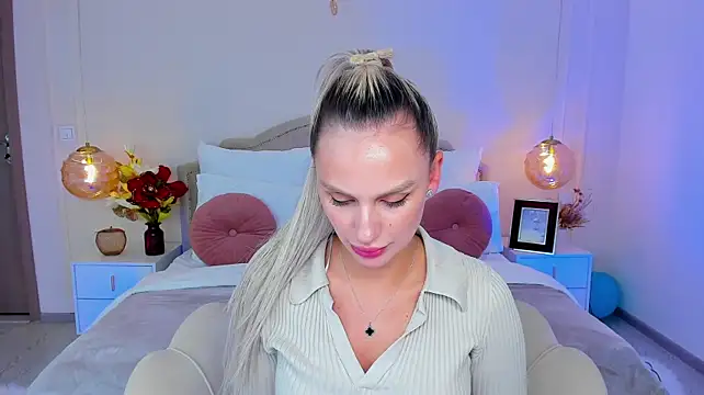 MissLoou's Live XXX Chat