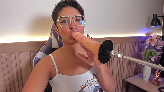 Živý XXX chat Kaira_mosse