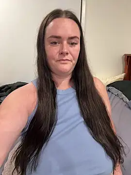 carinabro10 Live XXX-Chat