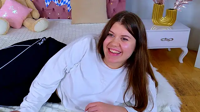 NikkiVelvets: онлайн-секс-чат