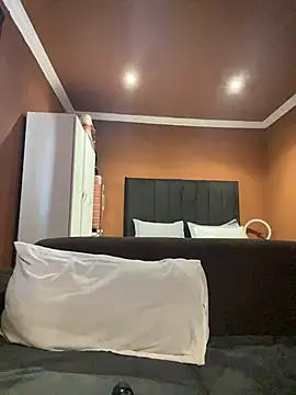 Tamisha90 Adlı Modelin Canlı XXX Sohbeti