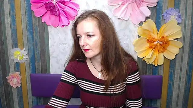 XXX chat uživo modela MeganPirs