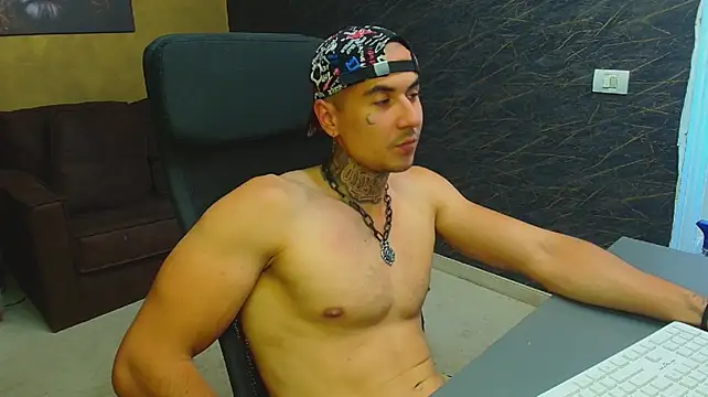 Chatroom XXX en direct de RomeoBodhi
