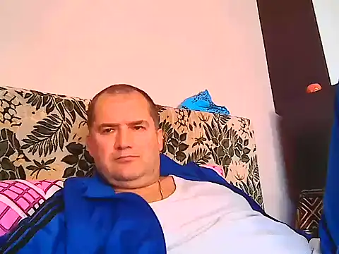 bambolino1978 Adlı Modelin Canlı XXX Sohbeti