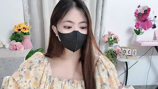 MIJ-Uwuu Adlı Modelin Canlı XXX Sohbeti