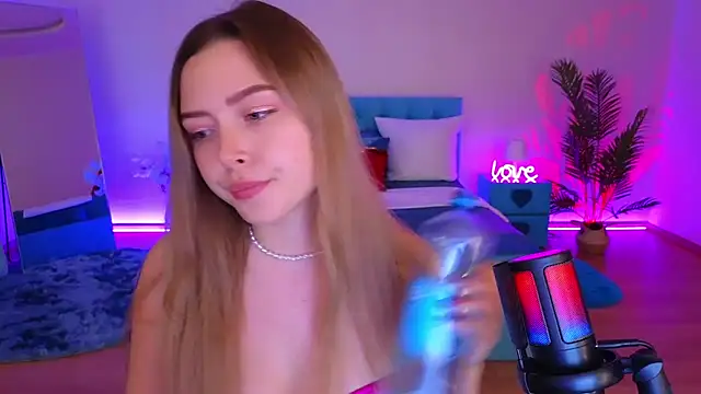 Ava_Loone 라이브 XXX 채팅