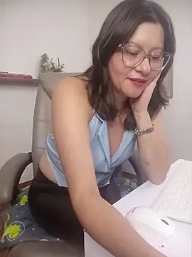 Czat XXX na żywo – Chanelll_Taylorr_