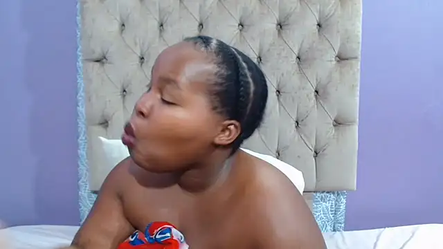 צ'אט XXX בשידור חי של AFRICANDreamGirl