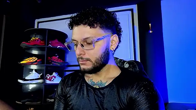 Онлайн чат XXX Tadeo_Prieto_