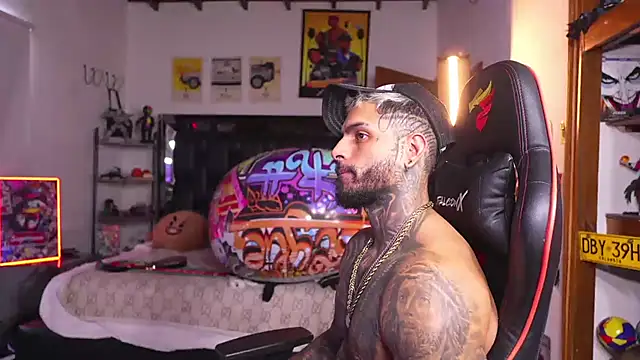 Chat XXX ao vivo de logan_hugh8
