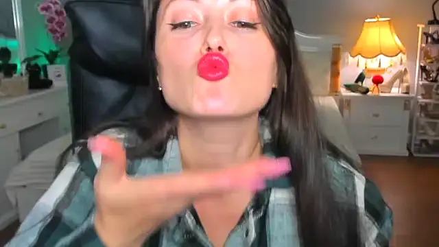 RosiAlina Chat XXX live