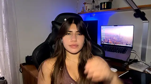 LavonAsebedo Chat XXX in diretta