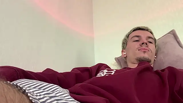 Jeremy1Scottn Live XXX chat