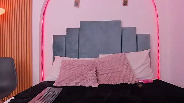 pamela_scott069