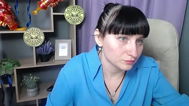 NinaFlawlees' Live XXX Chat