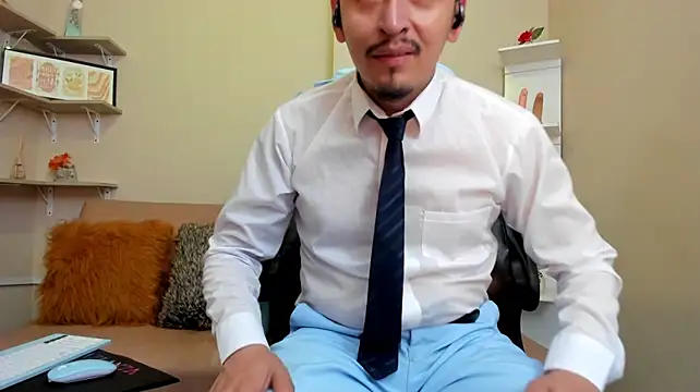kevin_23_ Live XXX-Chat