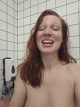 Exhibitionsplit - MAKE ME CUM RUNNING ♤SQUIRT