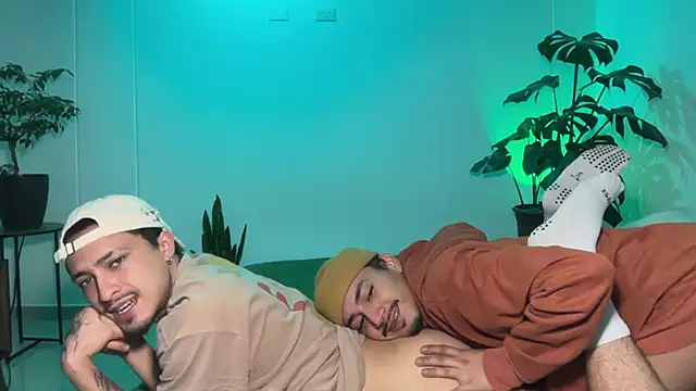Noah_and_Steven's Live XXX Chat