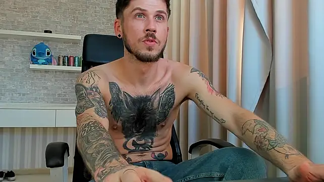 Živý XXX chat JonahShaw