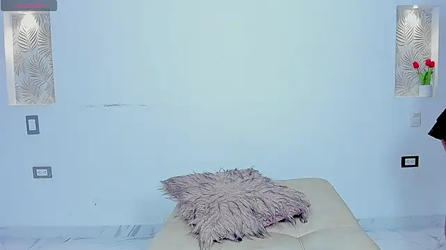 Milly610 Chat XXX live