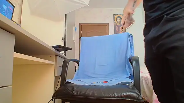 צ'אט XXX בשידור חי של Ryanstone_