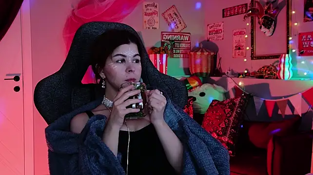 دردشة SienaAshwood الجنسية المباشرة