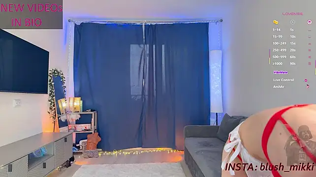mikkixmeow's Live XXX Chat