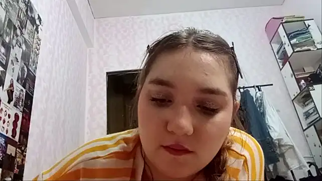Chat XXX en directo de TynishaShute
