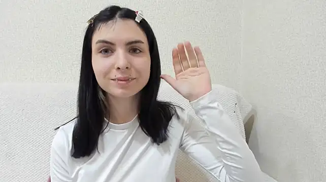 ErlinaBuoy - Tease you with my cleavage