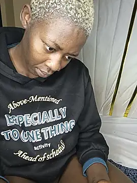 Živý XXX chat SquirtQueen16