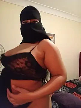 madleen_Mm Adlı Modelin Canlı XXX Sohbeti