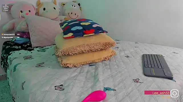 Lee_Ash - fuck my dildo and show ur feets