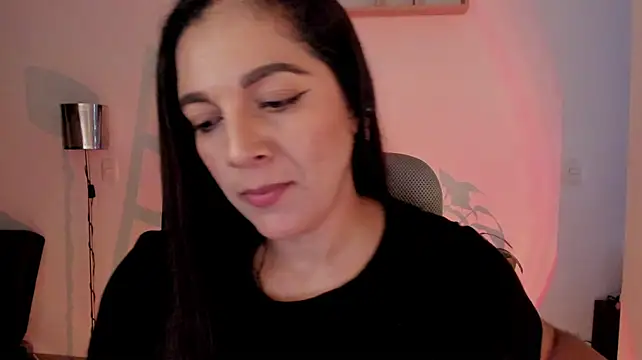 urcute_kitten Obrolan Langsung XXX