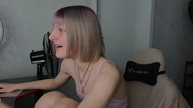 Czat XXX na żywo – Megg_bb