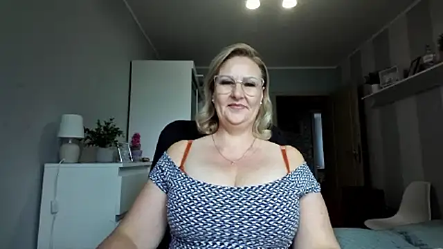 DianaLive's Live XXX Chat
