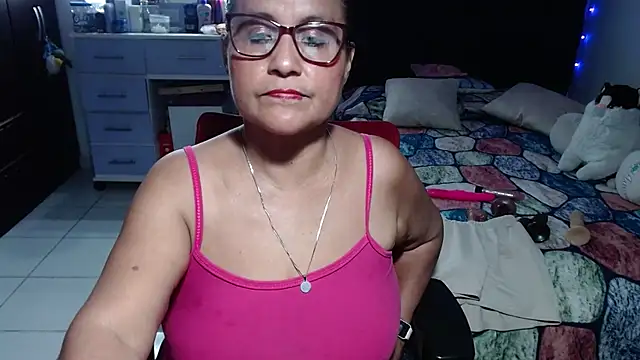 pervert_mommy_ Adlı Modelin Canlı XXX Sohbeti