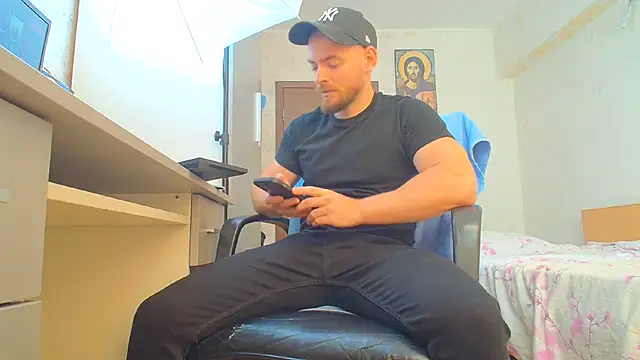 Ryanstone_ XXX чат на живо