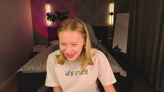 EvaHamilton Chat XXX in diretta