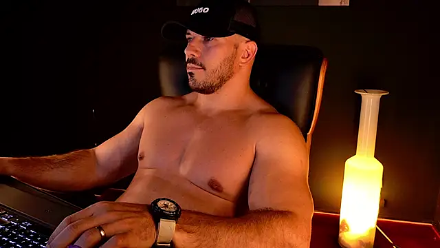 AngeloEric Live XXX-chat