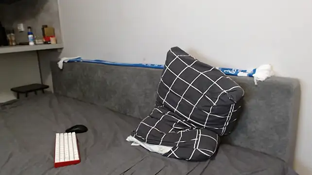 Student_Oliver – Naživo XXX chat