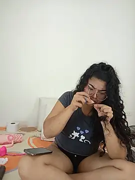 Chat XXX ao vivo de moana_taylor
