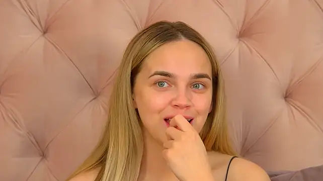 Chat +18 de AnitaVenture ao vivo
