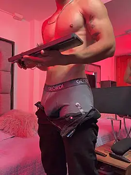 Czat XXX na żywo – MR_MUSCLE