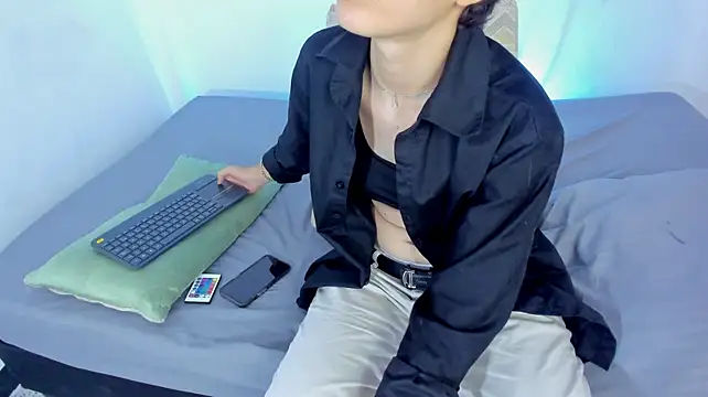 Cristopher_black live XXX chat