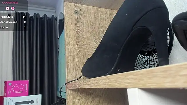 VictoriaPaker 现场XXX聊天