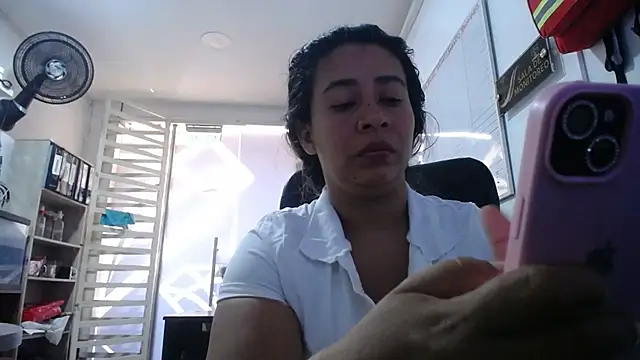 ashley_latina02 现场XXX聊天