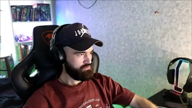 Chat +18 de _Serious_Man ao vivo