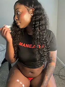 JasReign2 - Spit on boobs