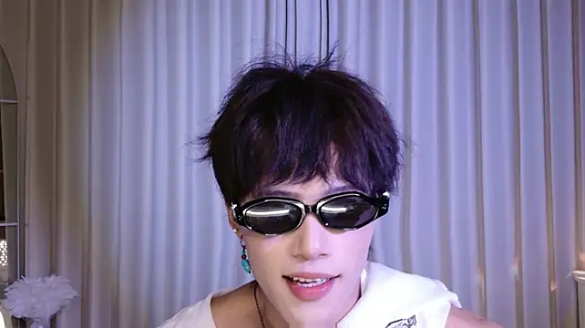 RenZengn Live XXX chat