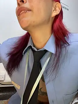 Zakura_66's Live XXX Chat